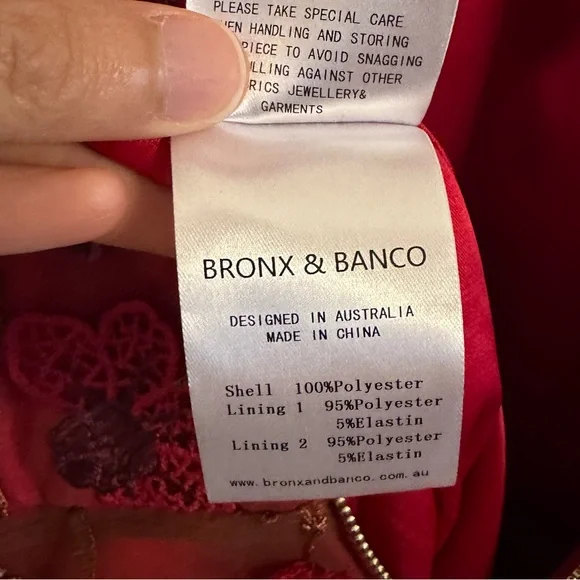 Bronx and Banco Della Rouge Mini Dress Red Floral Sheer Embellished Sz Medium 6 - Picture 6 of 12